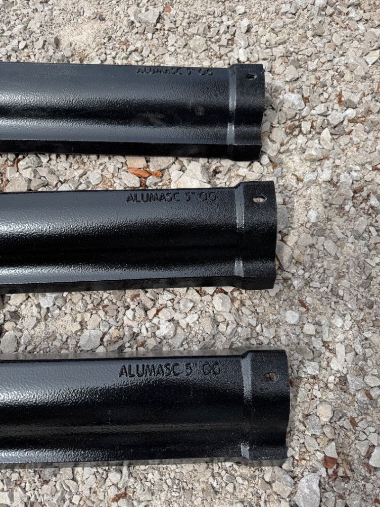 Alumasc Black Aluminium Guttering 5" Ogee Sections – New