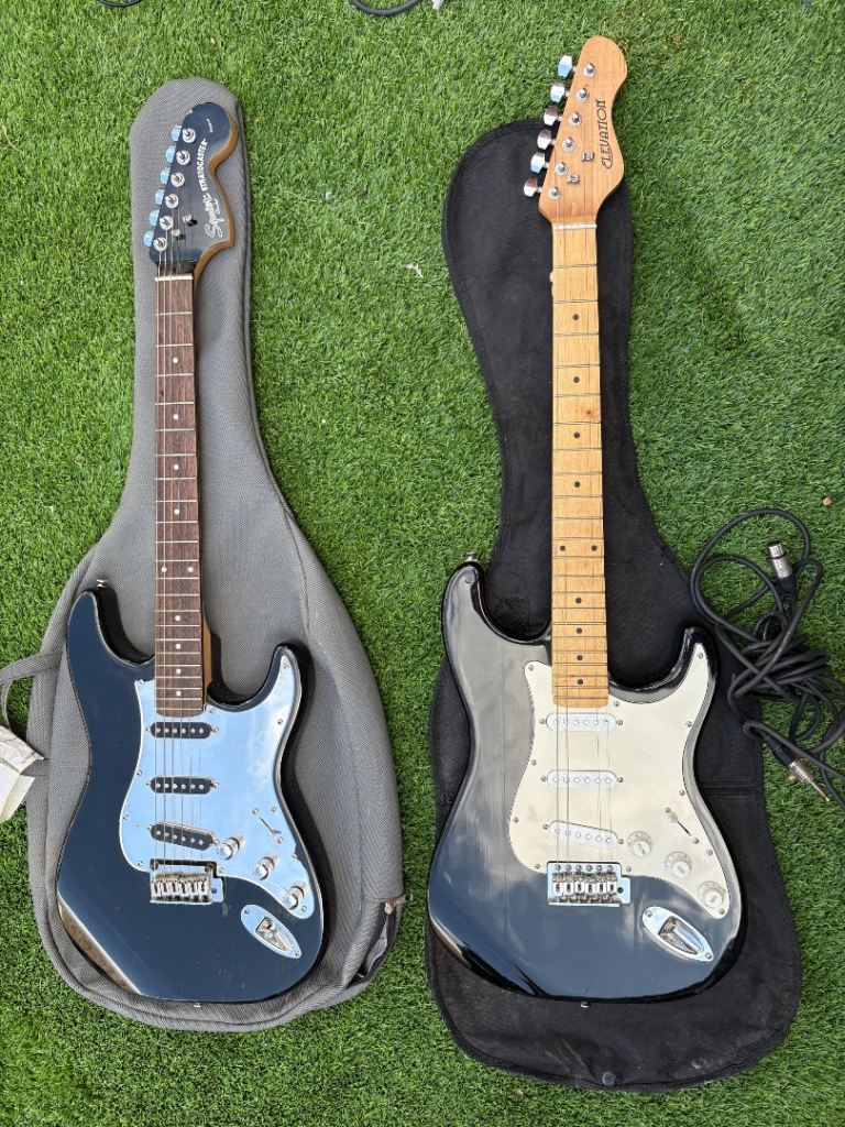3 fender guitars 