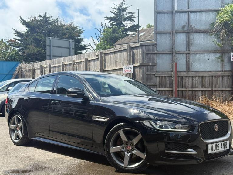 2019 Jaguar XE 2.0d R-Sport Auto Euro 6 (s/s) 4dr SALOON Diesel Automatic