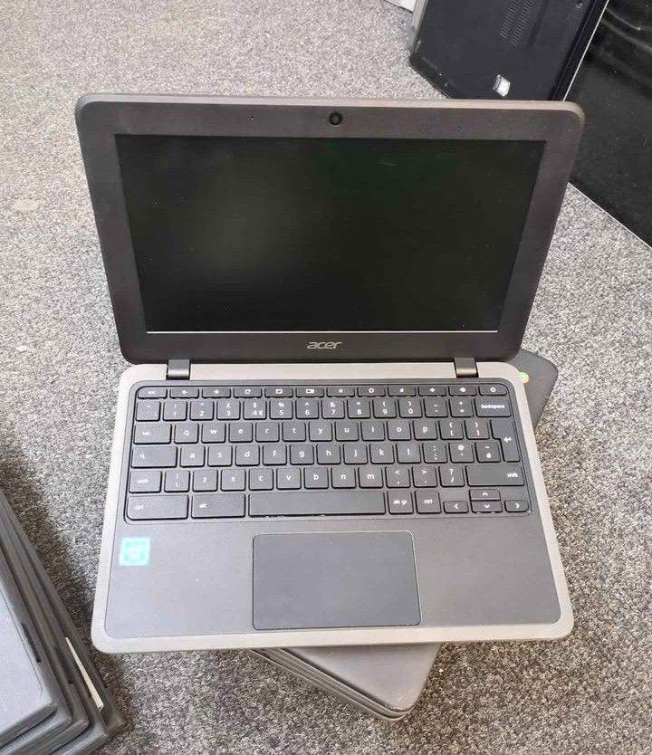 Job Lot Of 5 Acer Chromebook C733 Model: N18Q5. 11.6" 4gb RAM, Webcam Included