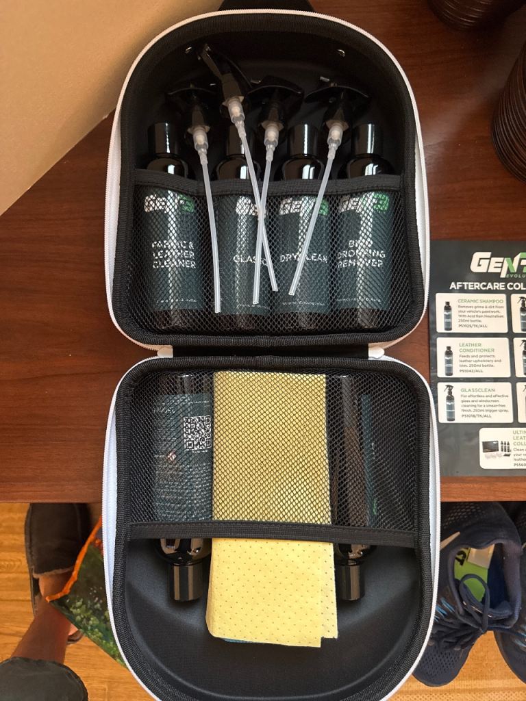 Car Cleaning Kit 