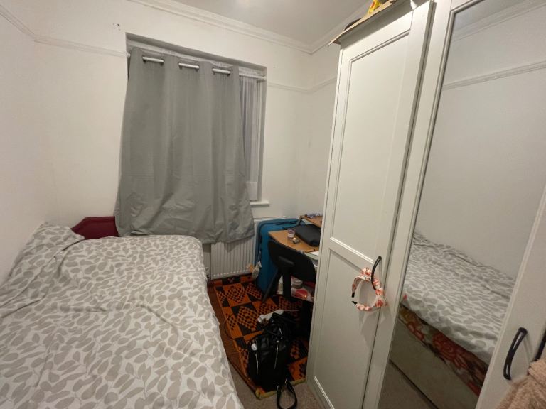 Single Room in South Harrow | Single Female | 
