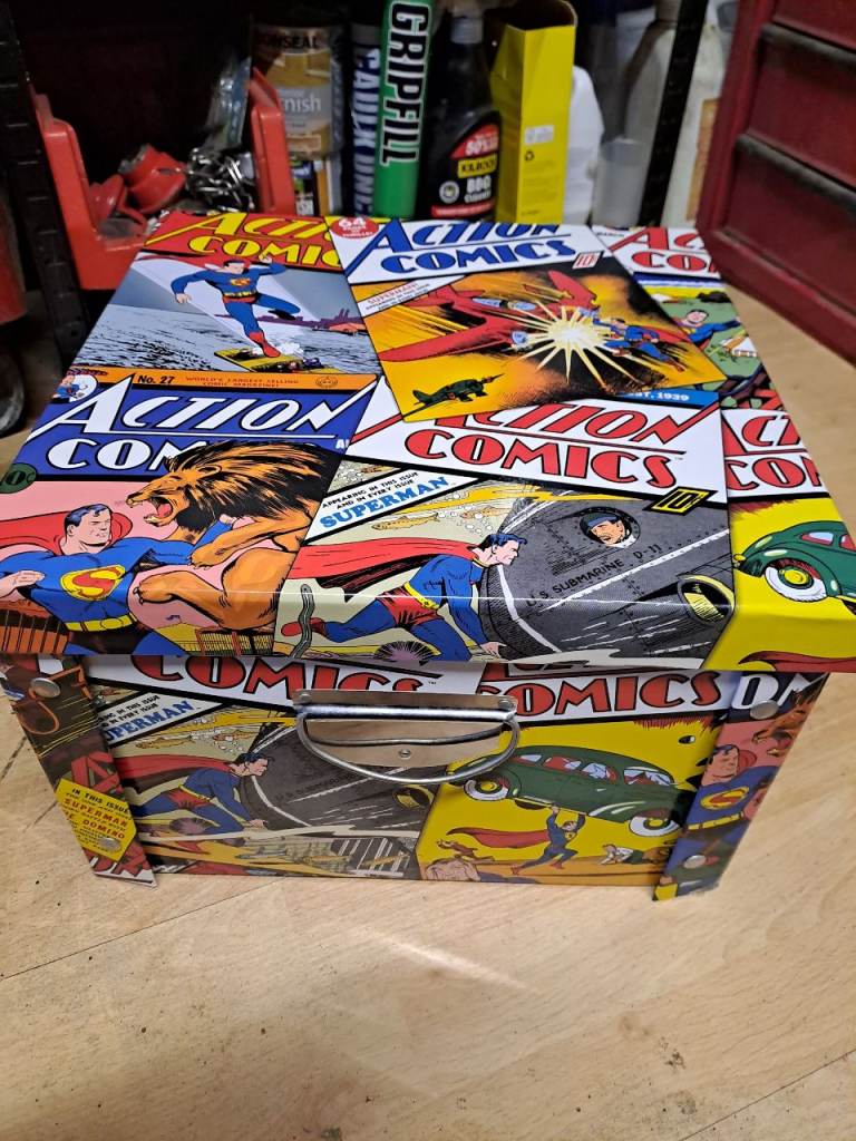 Superman Comic Book Storage Box – Good Condition