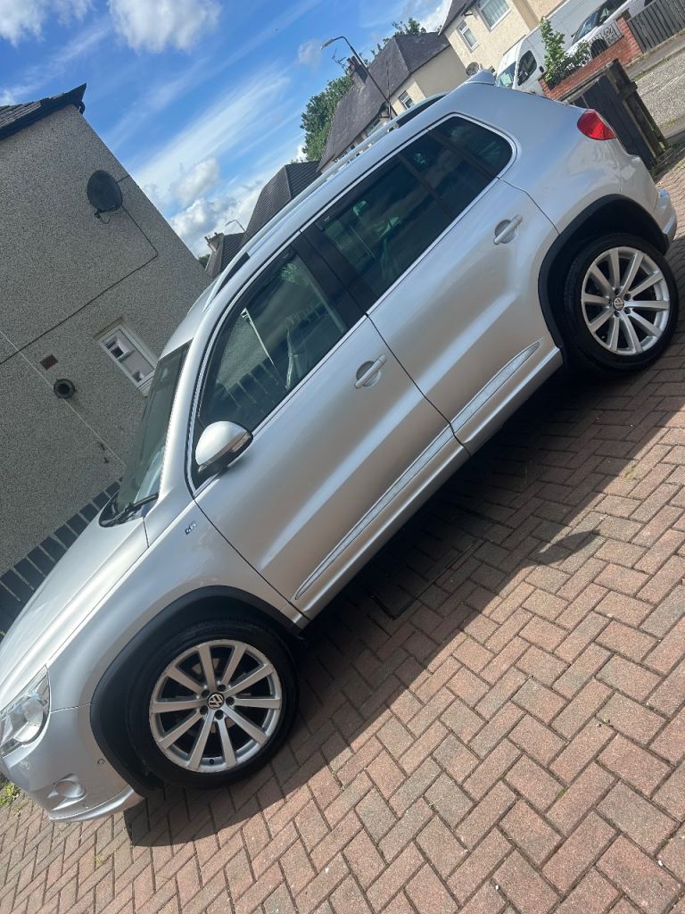 Volkswagen, TIGUAN, Estate, 2009, Manual, 1968 (cc), 5 doors