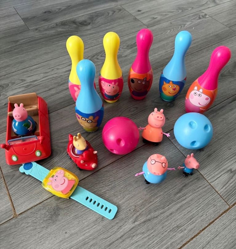Peppa Pig Bowling Set - Kids Skittles Game