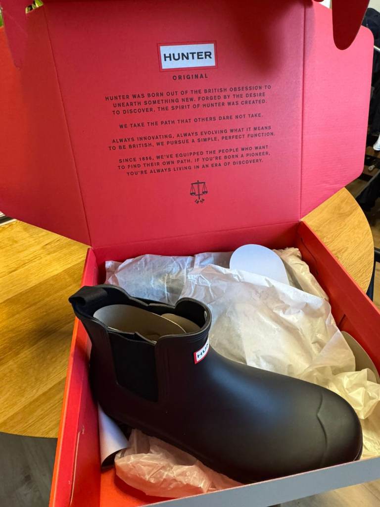 🥾 Men’s Black Chelsea Boots | New & Original Box | UK Size 12