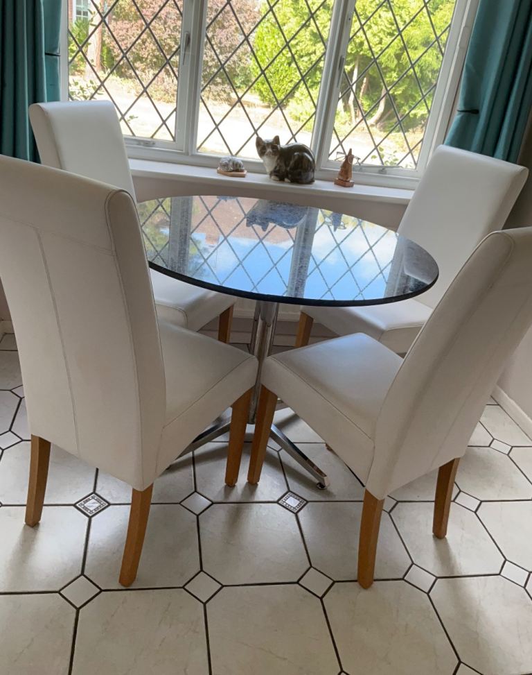 Marble Dining Table with 4 White Chairs – Good Condition