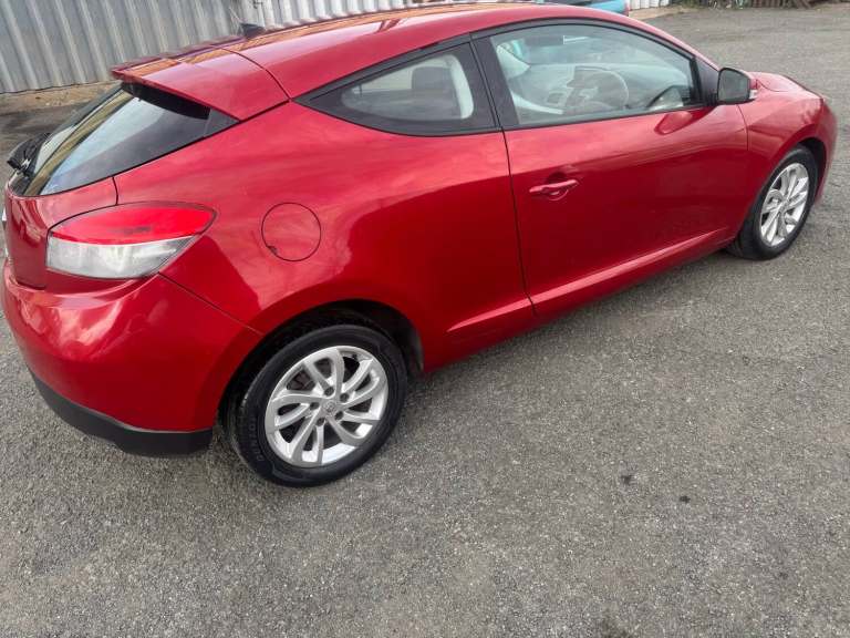 2013 Renault Megane 1.5 dCi Dynamique TomTom 3dr EDC COUPE Diesel Automatic