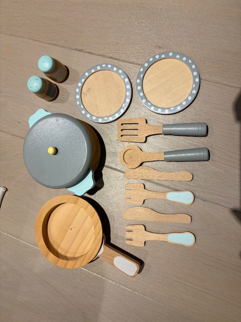 Kids wooden toy kitchen 