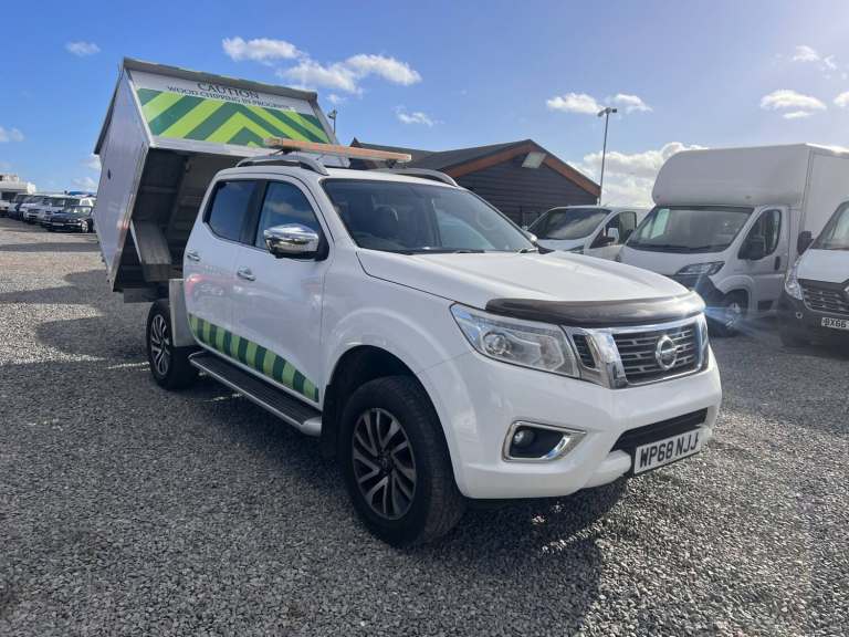 2019 Nissan Navara Double Cab Pick Up Tekna TIPPER 2.3dCi 190 4WD PICK UP Diesel Manual