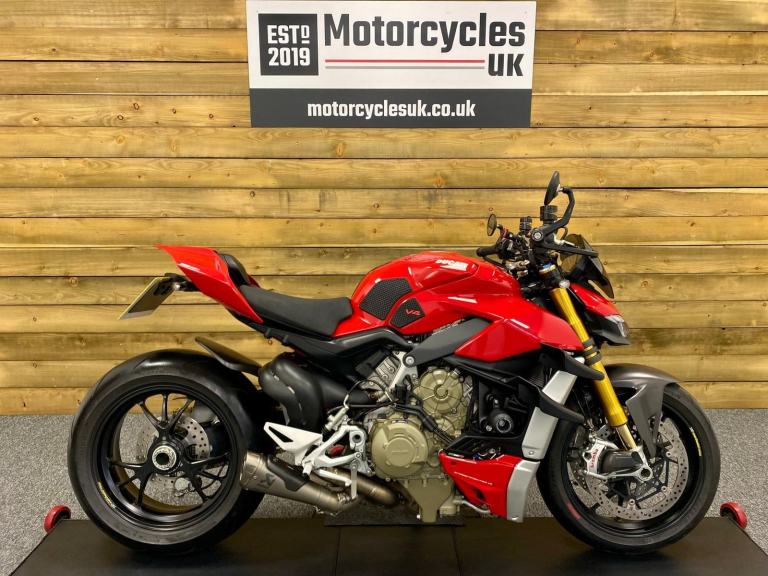 2020 Ducati Streetfighter V4S, Akrapovič, Ducati Performance and Rizoma Acc+