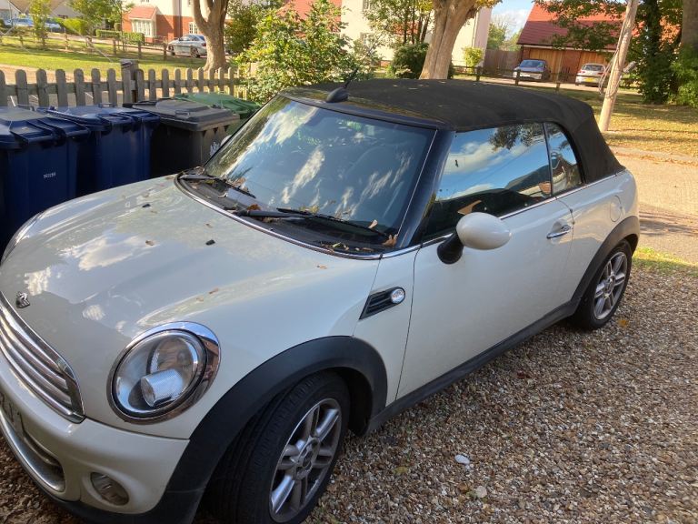 Mini, CONVERTIBLE, Convertible, 2011, Manual, 1598 (cc), 2 doors