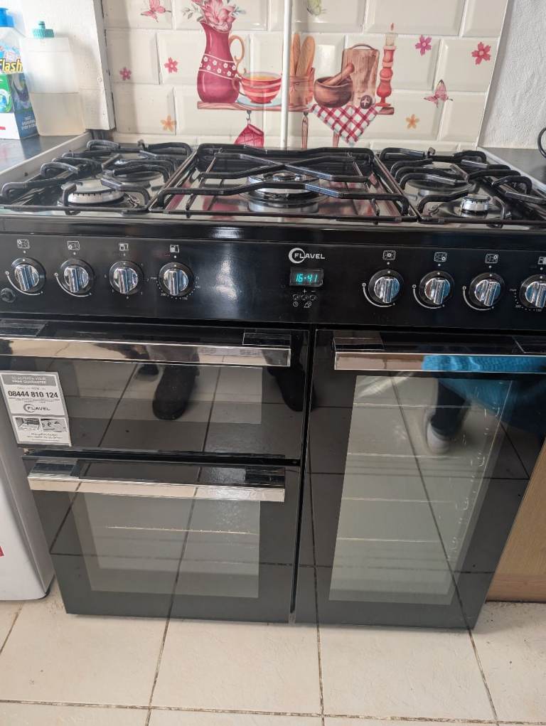 Flavel range cooker 