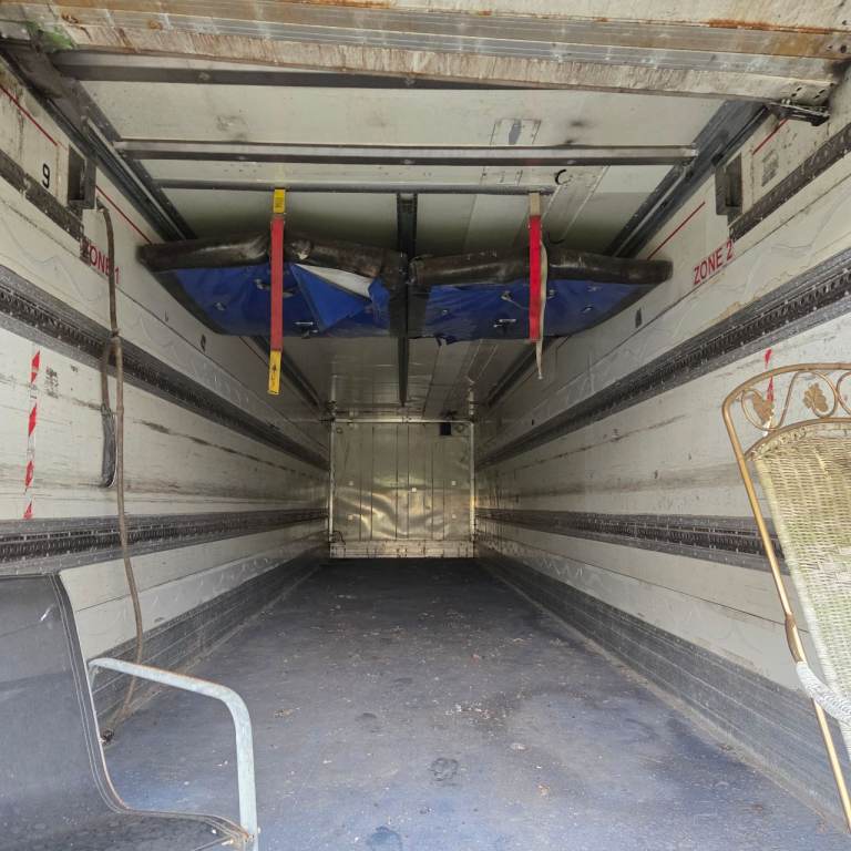 40ft Insulated Storage Container - Watertight - Ideal Workshop/Shed