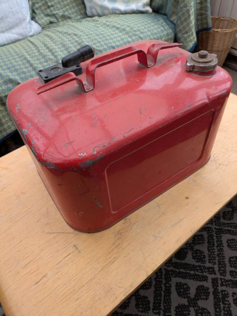Boat fuel tank 6 USA gallons 