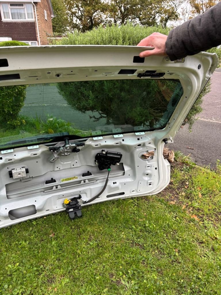 Tiguan motion 4by4 boot 