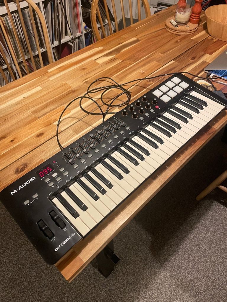M-Audio oxygen 49 MIDI keyboard 