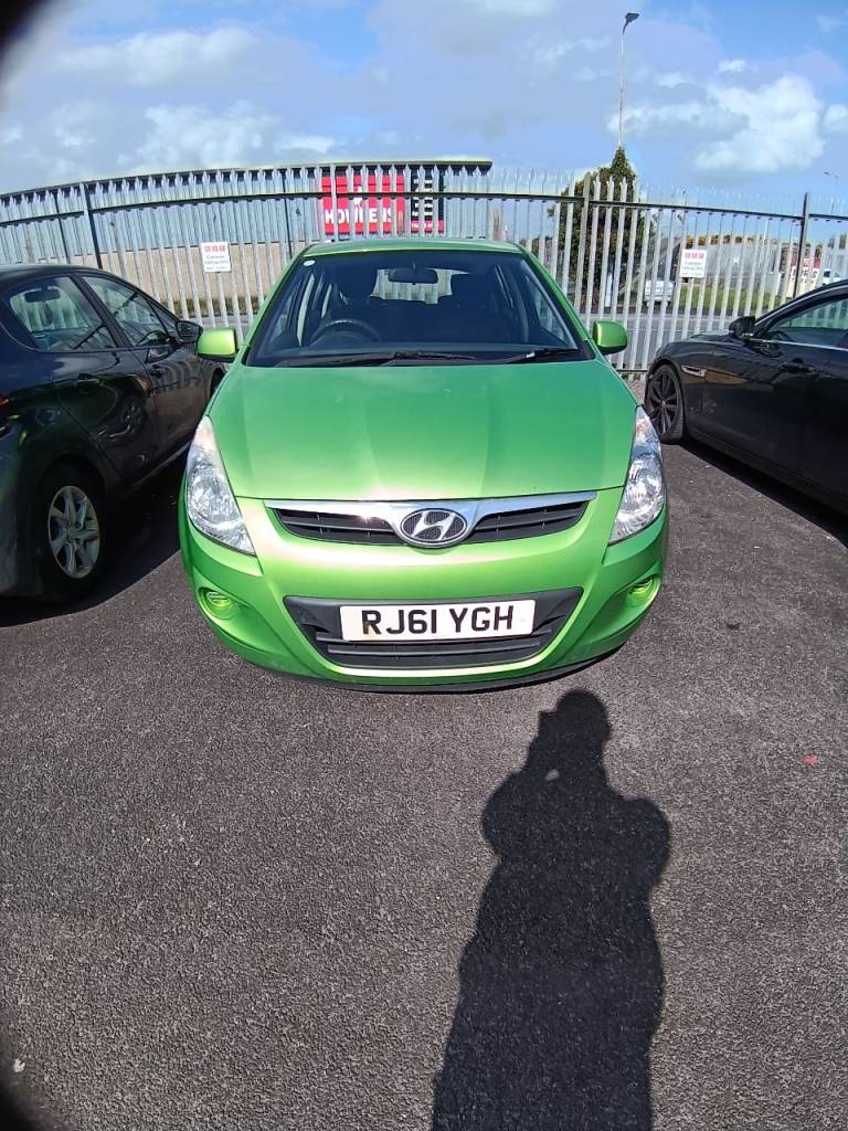HYUNDAI i20 FOR SALE 