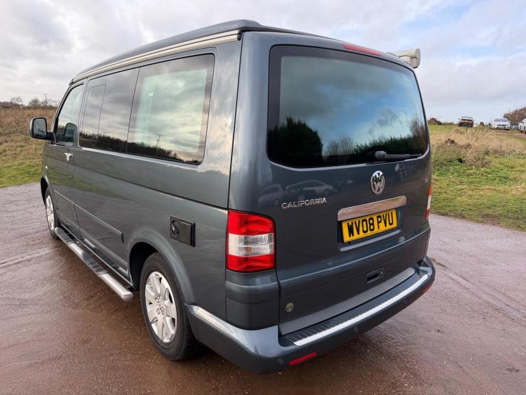 2008 Volkswagen TR-PORTER CALIF SE 174 A SE 174BHP DSG DIESEL Automatic