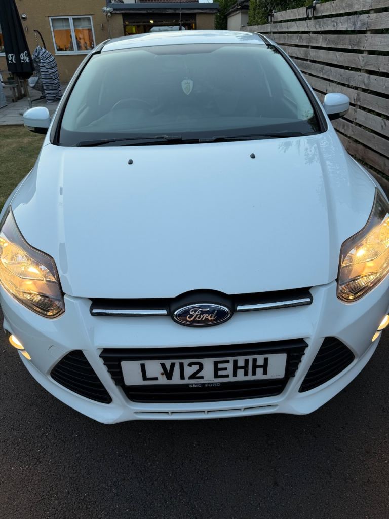 Ford, FOCUS, Hatchback, 2012, Manual, 1596 (cc), 5 doors