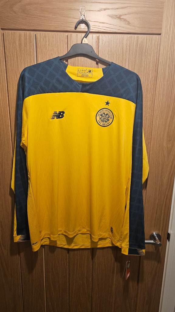 Celtic FC 2019 2020 Away Kit Long Sleeve XL
