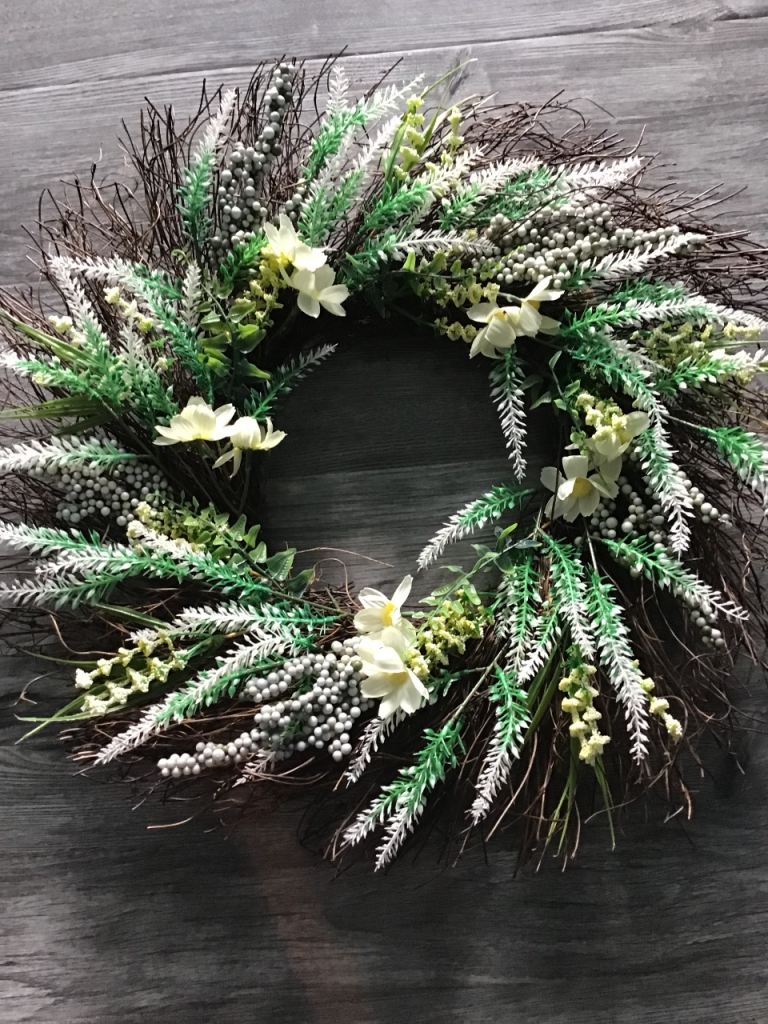 Decorative wreath