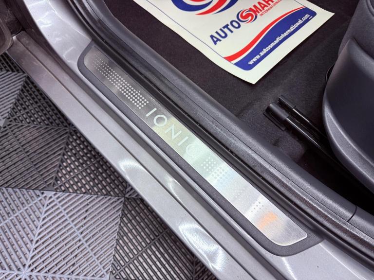 2019 Hyundai IONIQ 1.6 h-GDi 1st Edition DCT Euro 6 (s/s) 5dr HATCHBACK Petrol/Electric Hybrid Au...