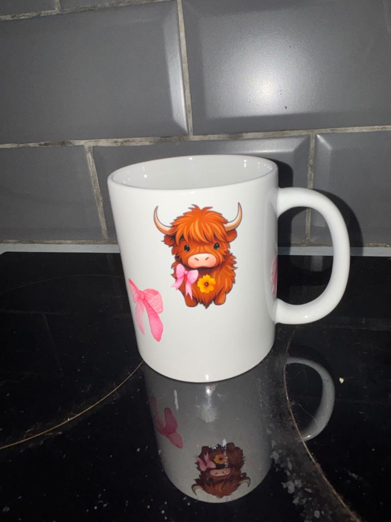 Cute Highland Cow Mug – New Condition