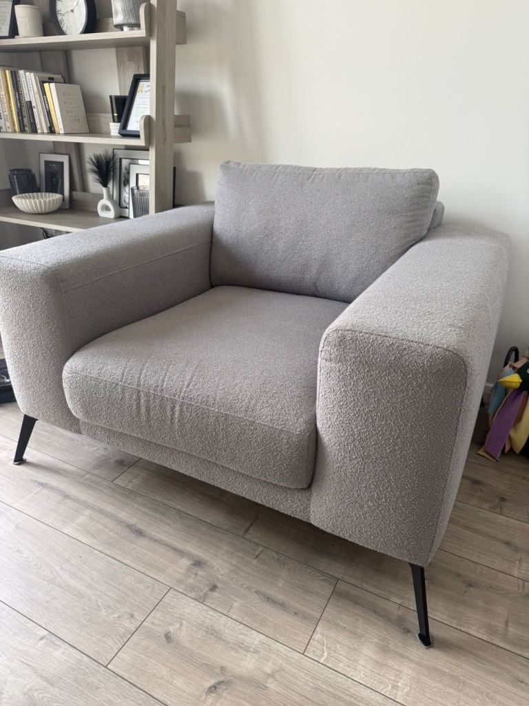 Armchair FREE