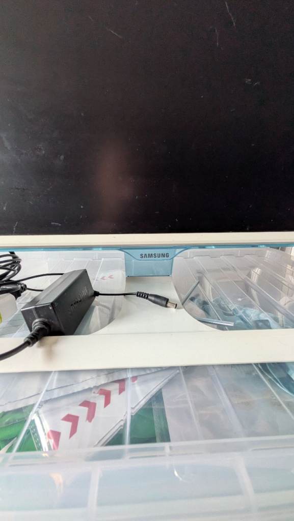 Samsung 24” Monitor (Model S24E360HL) – HDMI + VGA