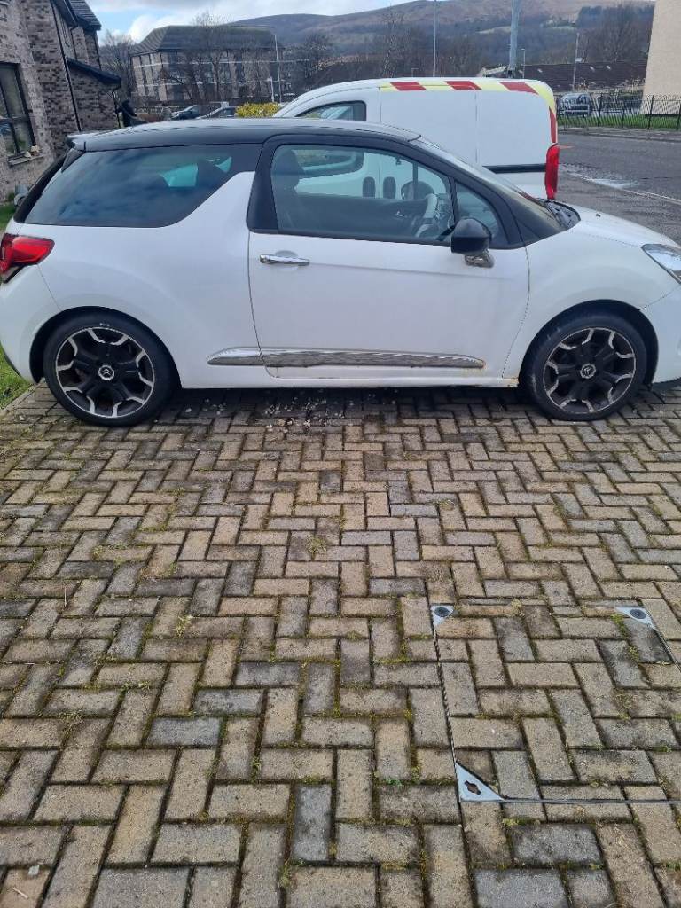 Citroen, DS3, Hatchback, 2012, Manual, 1598 (cc), 3 doors