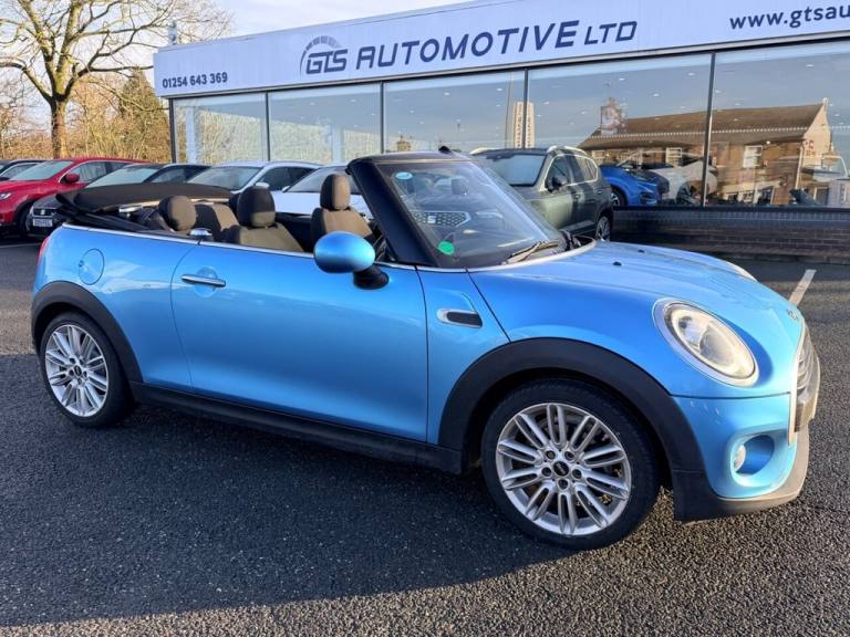 2018 MINI Convertible 1.5 COOPER 135 BHP + CHILLI PACK Convertible Petrol Manual