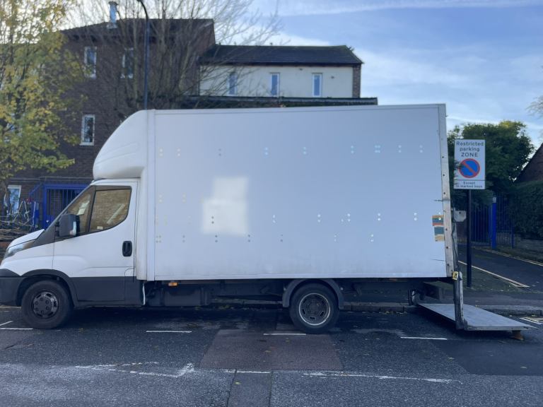 Movers big luton vans 24/7 man and van,happy to help