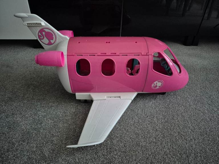 Barbie plane, in good condition 