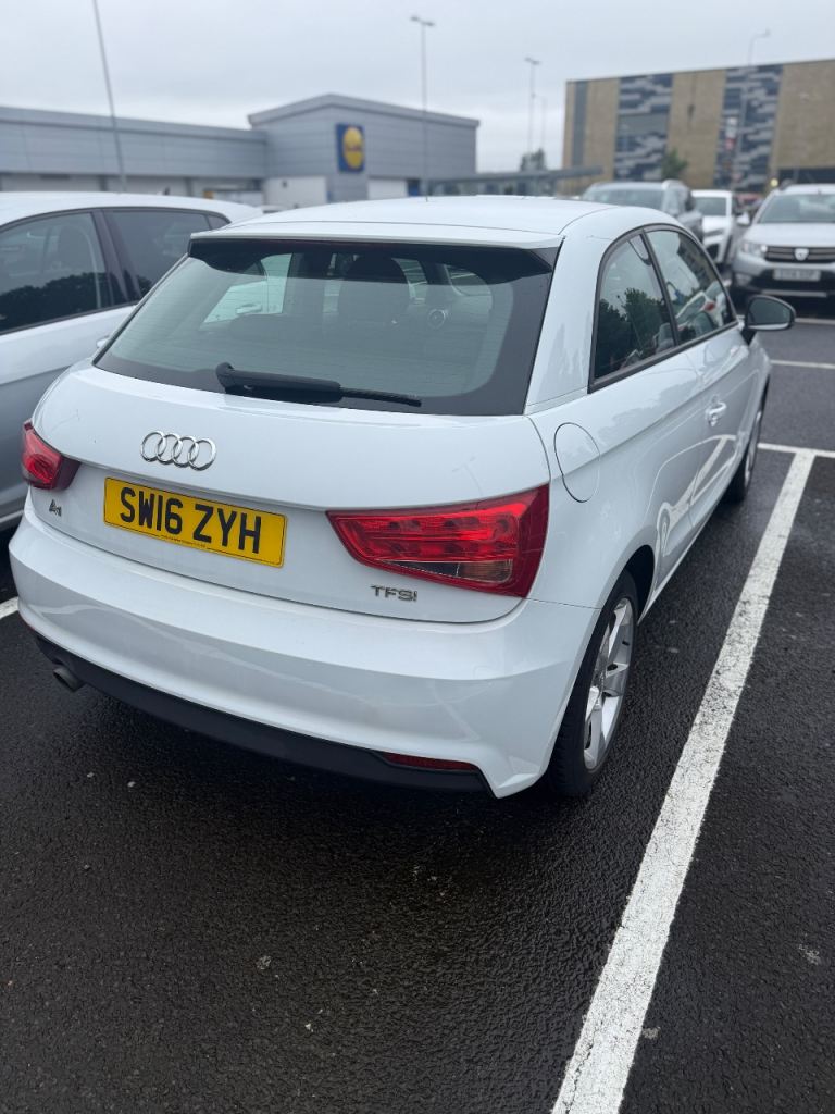 2016 audi a1 1.0 TFSI manual -3 door