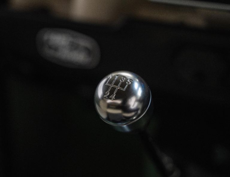 1990 Land Rover Defender 90 2.5 TD5 Pickup 2dr Diesel Manual (120 bhp) Diesel