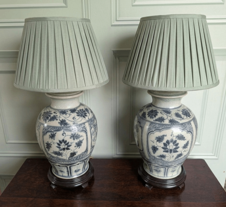 Pair of Chinese style table lamps