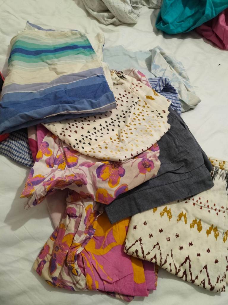 Used pillows and bedsheets