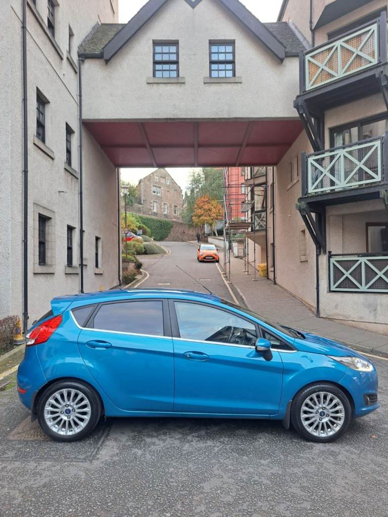 Ford, FIESTA, Hatchback, 2013, Manual, 998 (cc), 5 doors **LONG MOT**