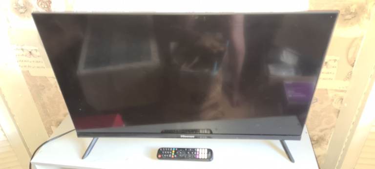 Hisense 32" smart tv