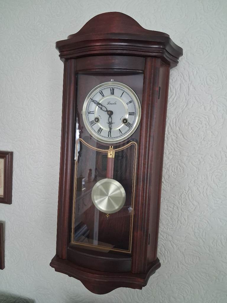 Lincoln Chiming Wall Case Clock with Pendulum – Good Condition, Wooden Case