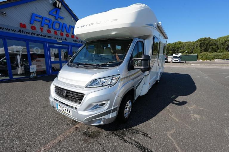 Autotrail Tribute T-715 FIAT 4 BERTH 2 TRAVEL SEAT MOTORHOME