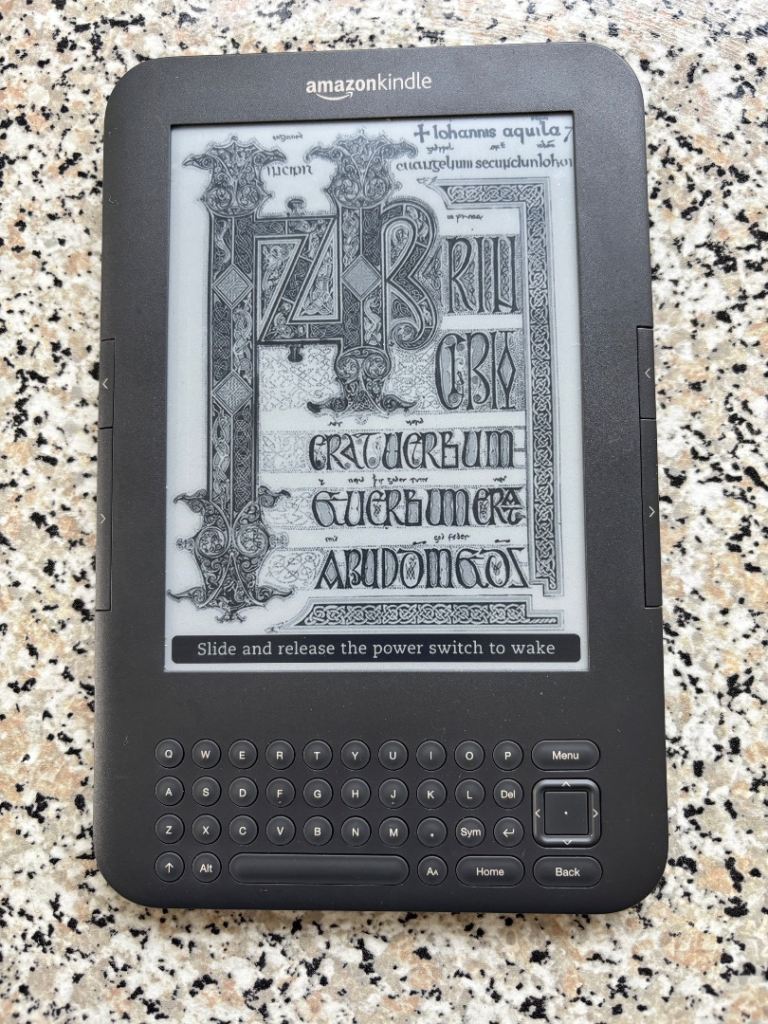 Kindle keyboard E-Reader