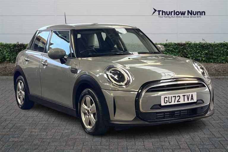 2022 MINI Hatch 1.5 Cooper Classic Hatchback 5dr Petrol Steptronic Euro 6 (s/s) (136 ps) Hatchbac...