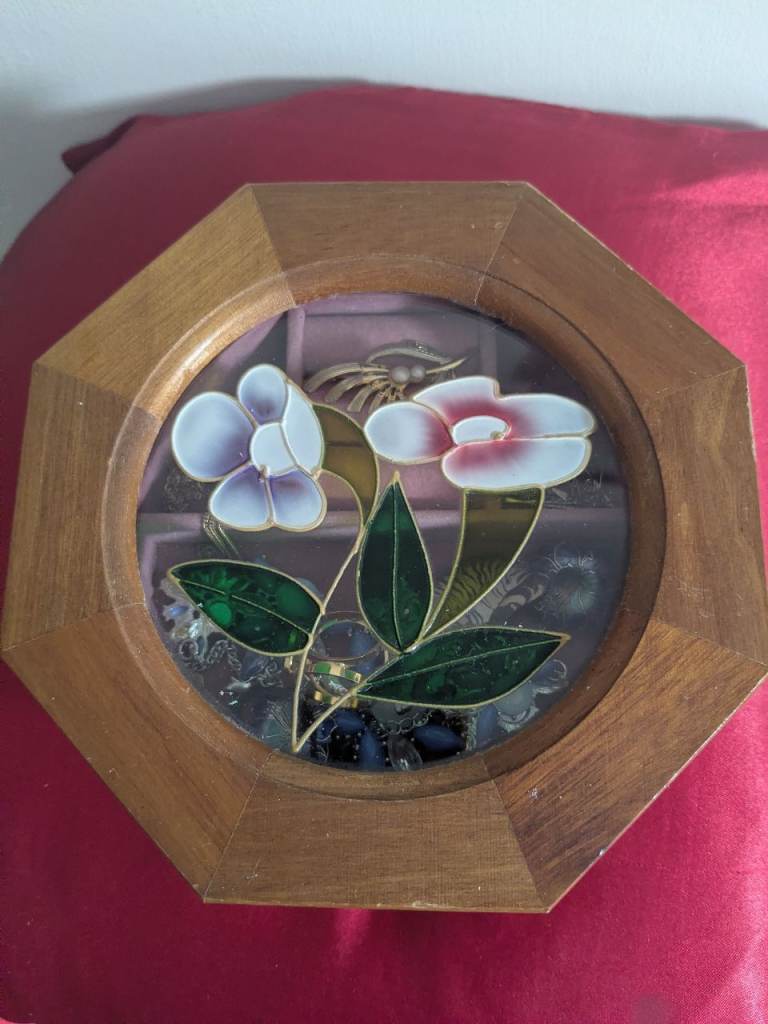 Pretty vintage wooden jewellery box with stained glass lid