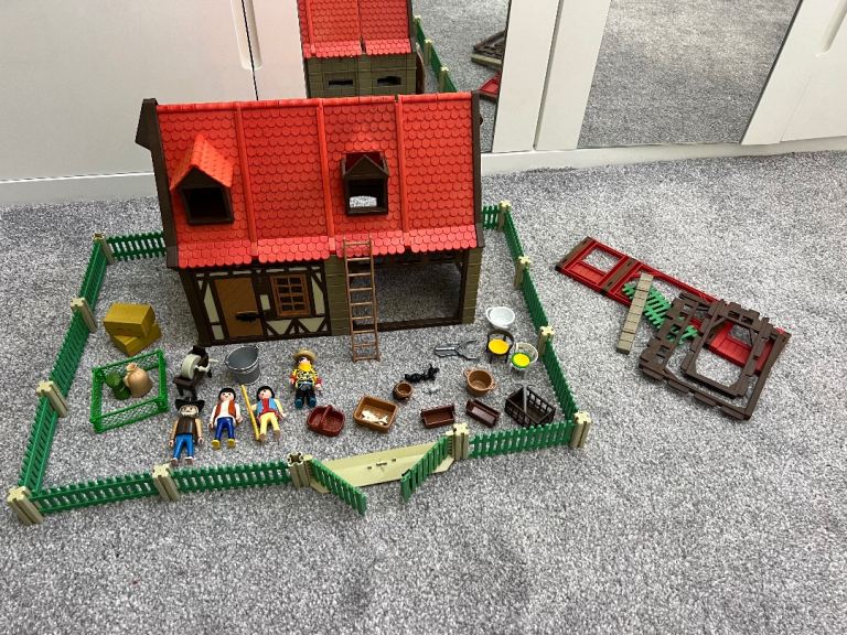 Playmobil Medieval barn figures accessories 