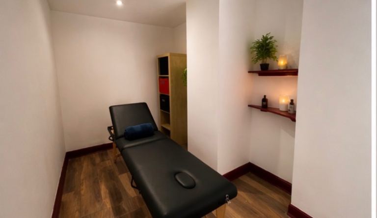 Treatment Rooms to Rent | Camden / Euston | Physiotherapy • Massage • Counselling • Aesthetics 