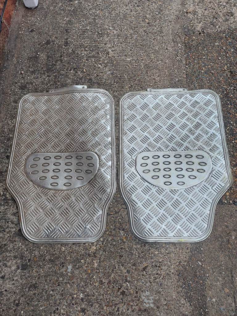 Car mats x 2