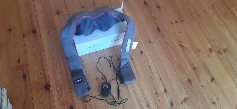 ATMOQ Shiatsu Neck & Shoulder Massager - Grey, Like New