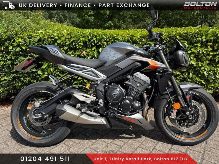 Triumph Street Triple RS Motorcycle Silver 5590 Miles